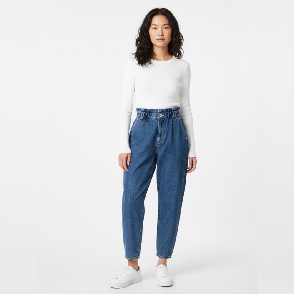 Zara High Rise baggy Blue Jeans, size US6 excellent used condition